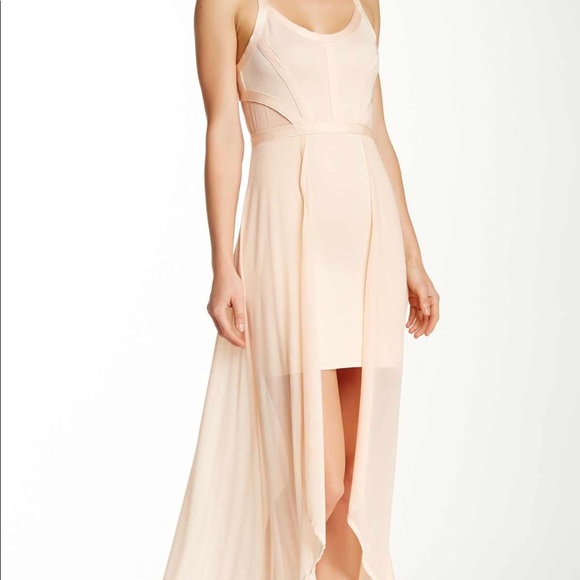 WOW couture Dresses & Skirts - Wow Couture hi-low Dress IN Peach